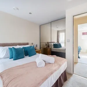Hare Hideaway - 200m From Minster York