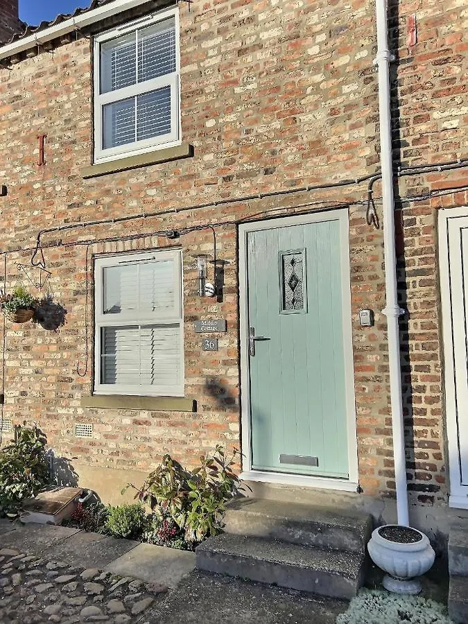 Holiday home Middle Cottage York